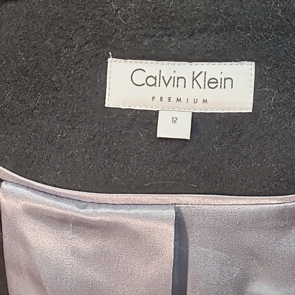 Calvin Klein women's black coat. Lined in black and silver satin. Size 12 - Picture 7 of 15